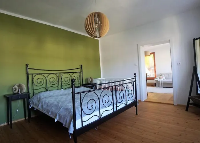 Gaestehaus Burgblick Im Weinhaus Pachler Daire