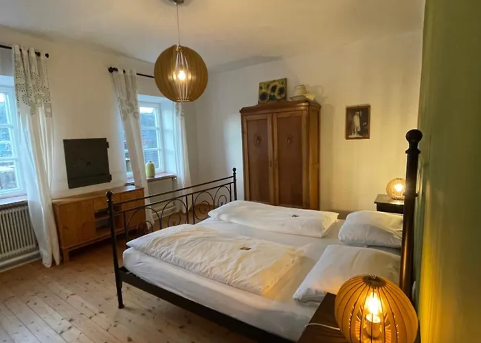 Gaestehaus Burgblick Im Weinhaus Pachler